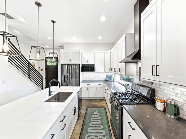 6202 Hickman Ave, Unit A, Austin, TX 78723