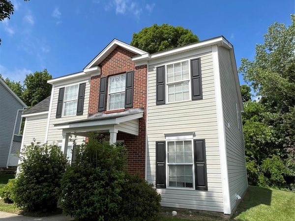 2112 Pimpernel Road , Charlotte, NC 28213