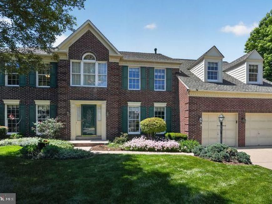 19804 Sovereign Court, Germantown, MD 20876 Main Photo