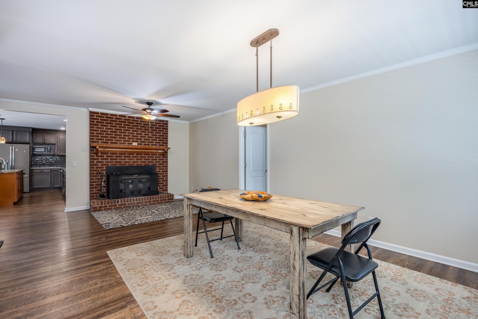 1571 Chestnut Road Photo 8