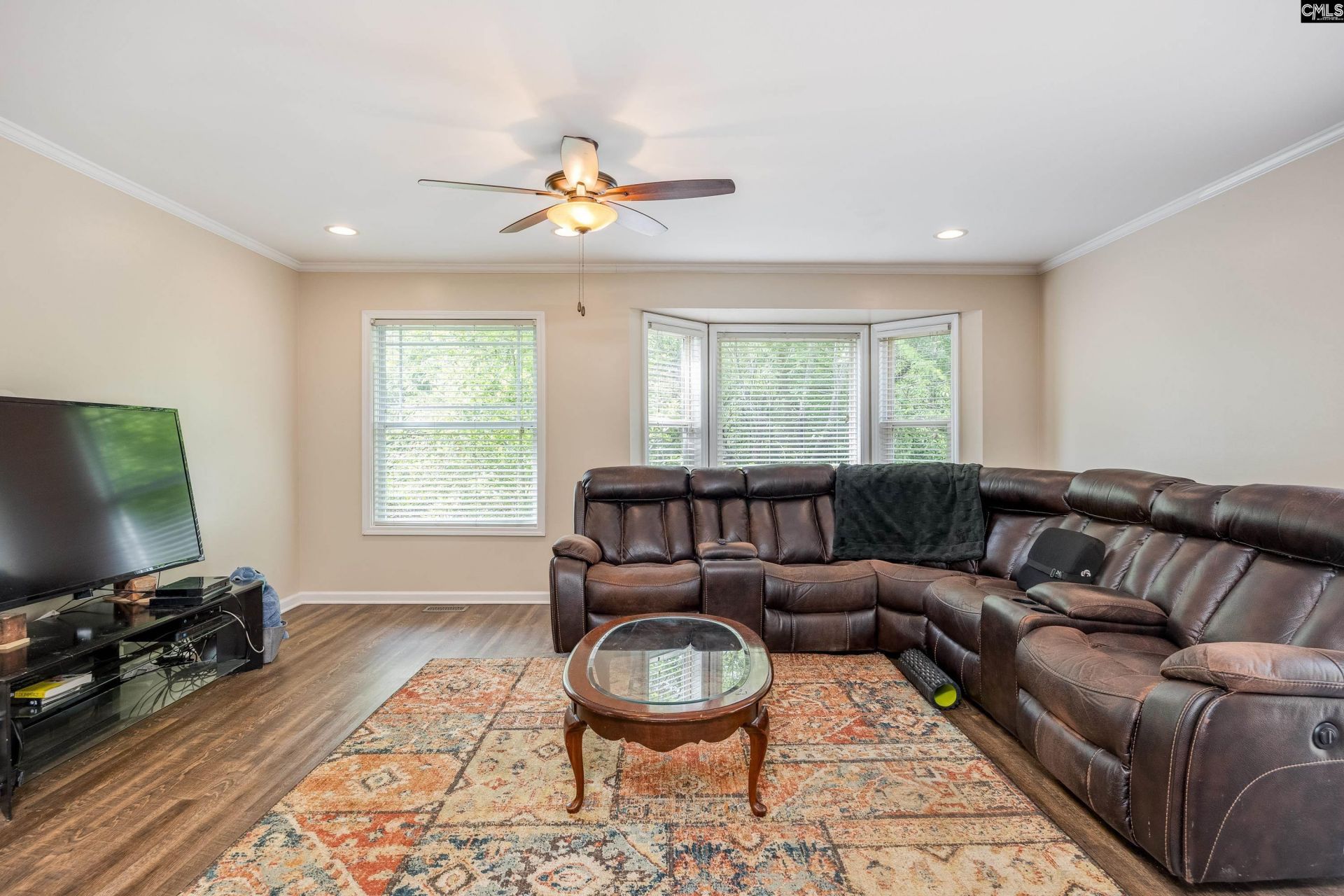 1571 Chestnut Road Photo 13