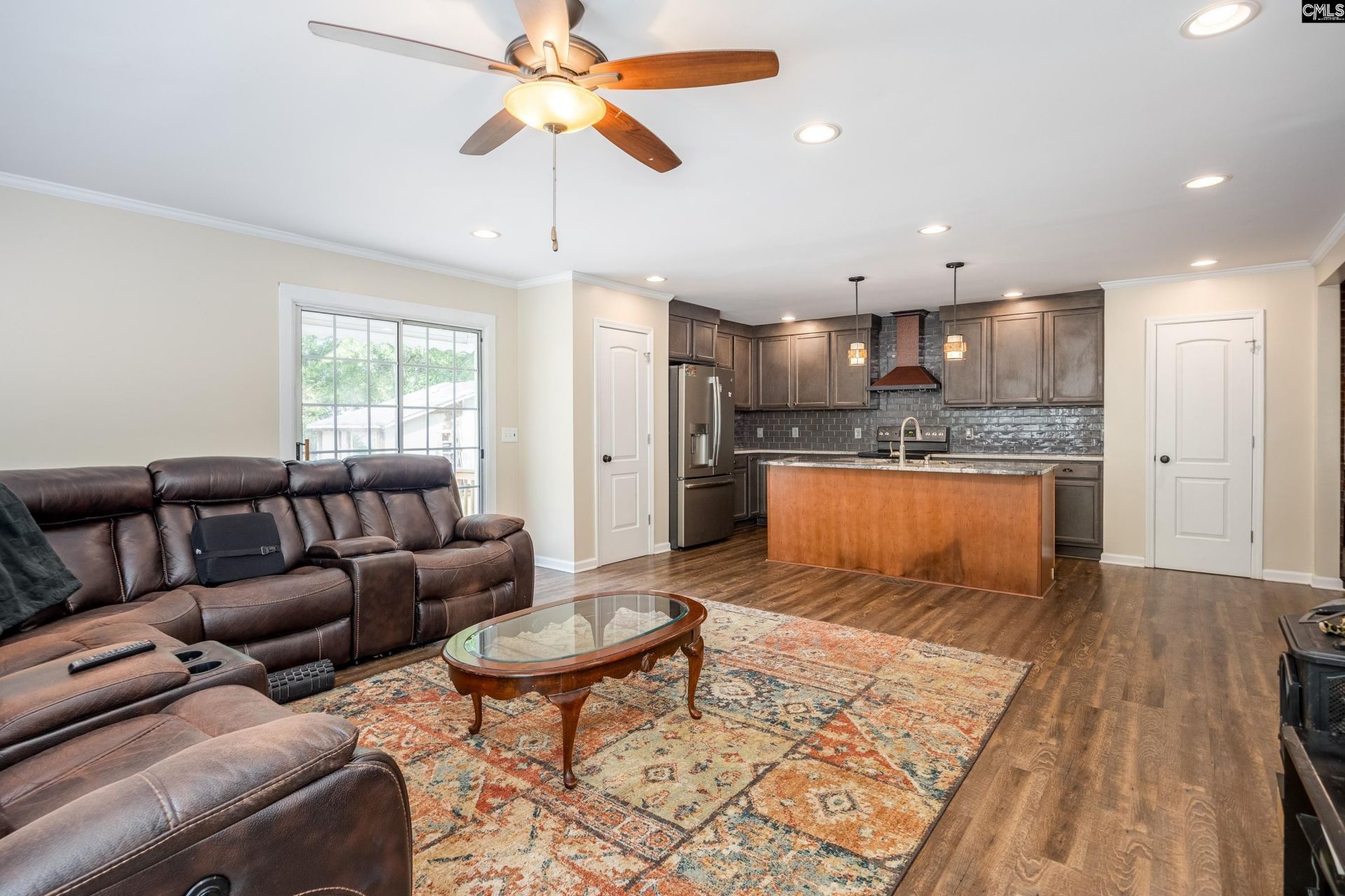 1571 Chestnut Road Photo 15