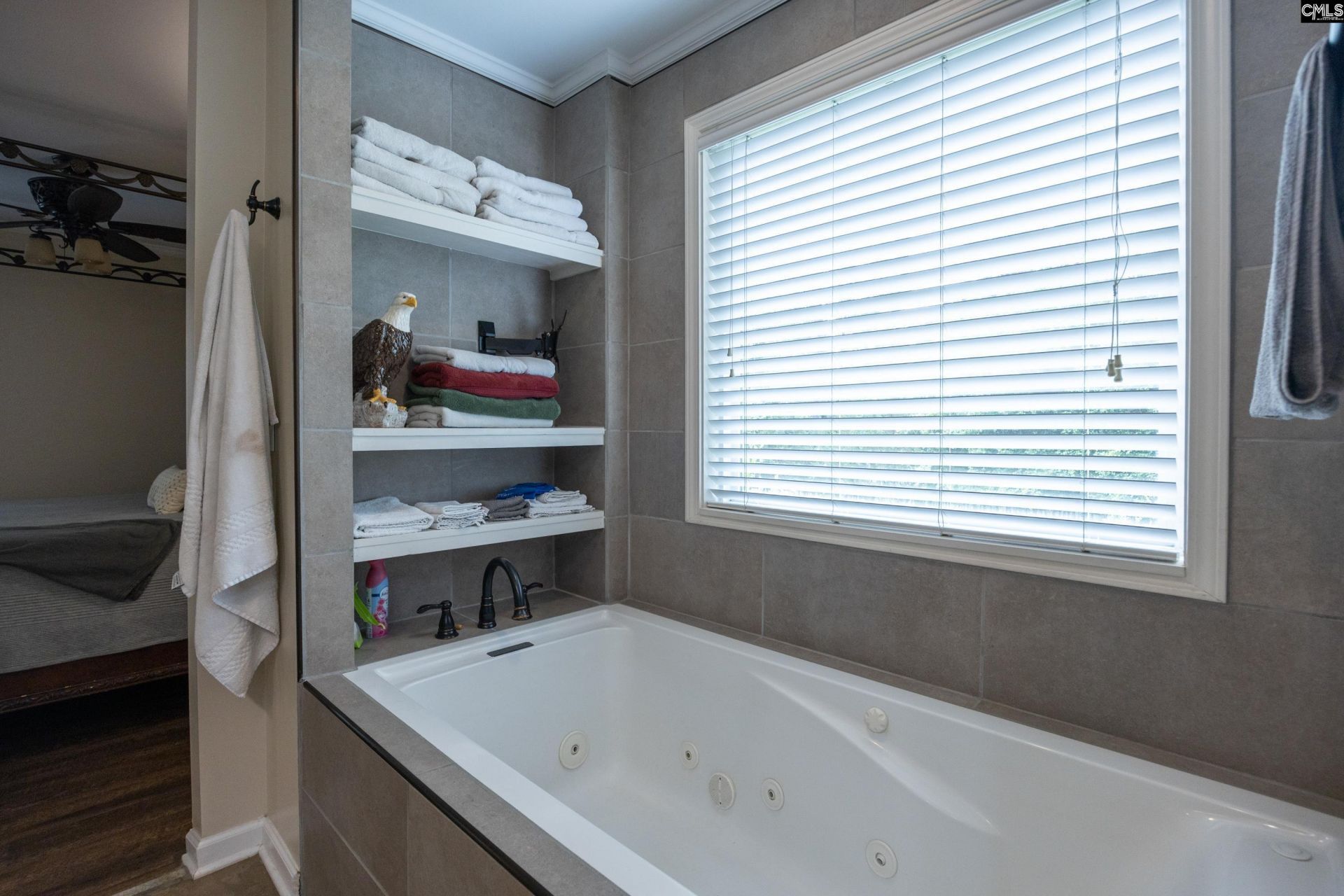 1571 Chestnut Road Photo 27
