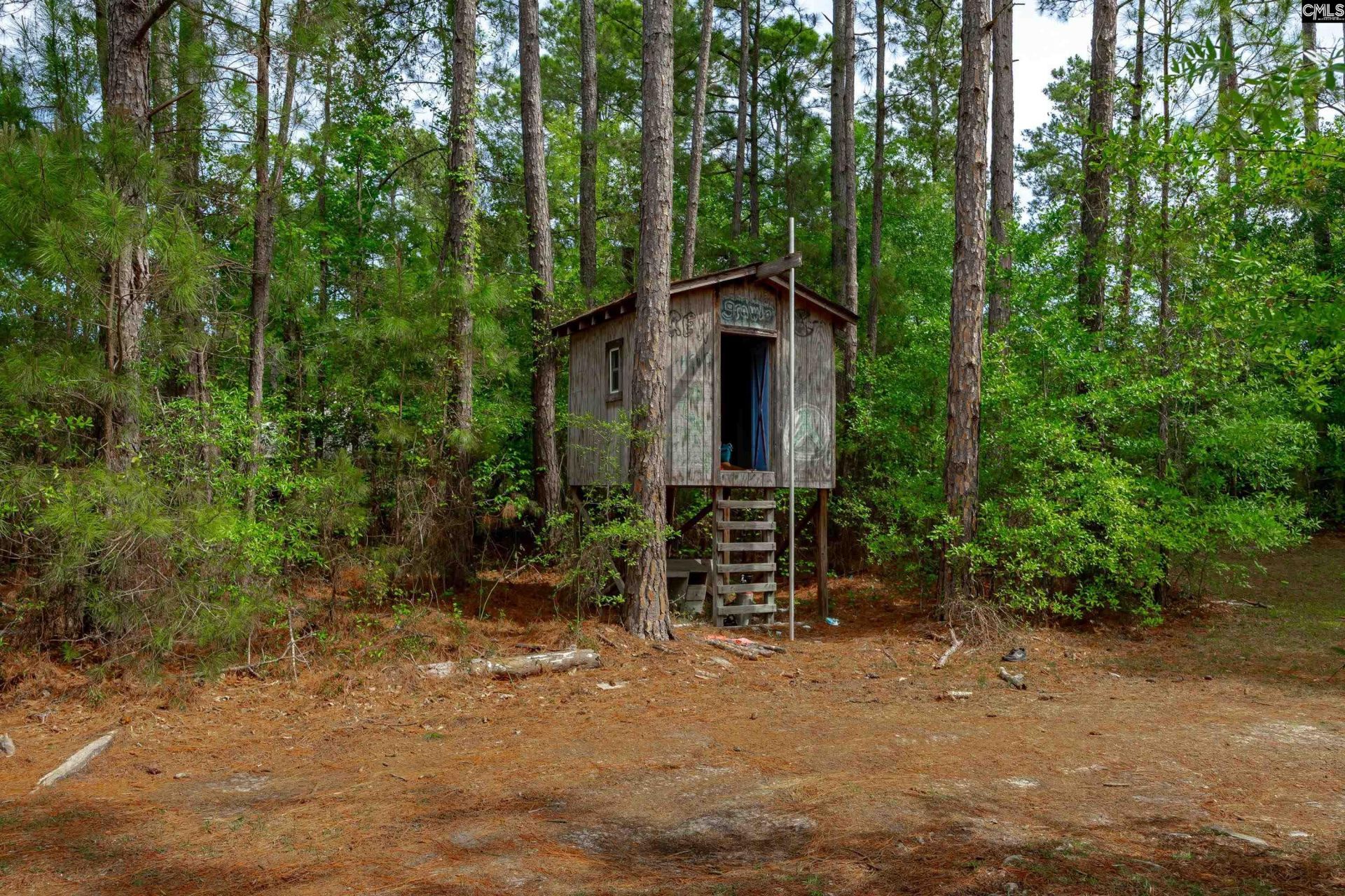 1571 Chestnut Road Photo 33