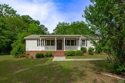 1571 Chestnut Road photo 4