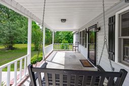 1571 Chestnut Road photo 4
