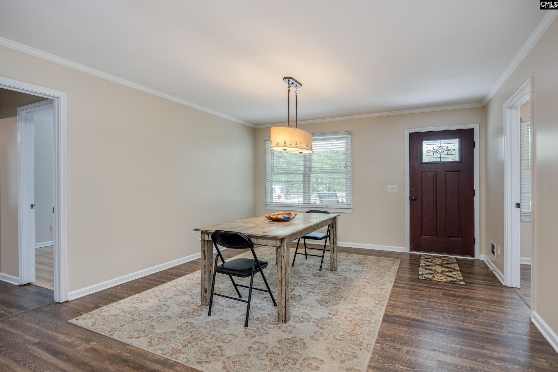 1571 Chestnut Road Photo 6