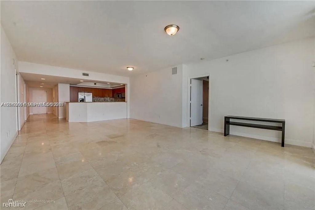 14951 Royal Oaks Ln , Unit 1908, North Miami, FL 33181 Photo