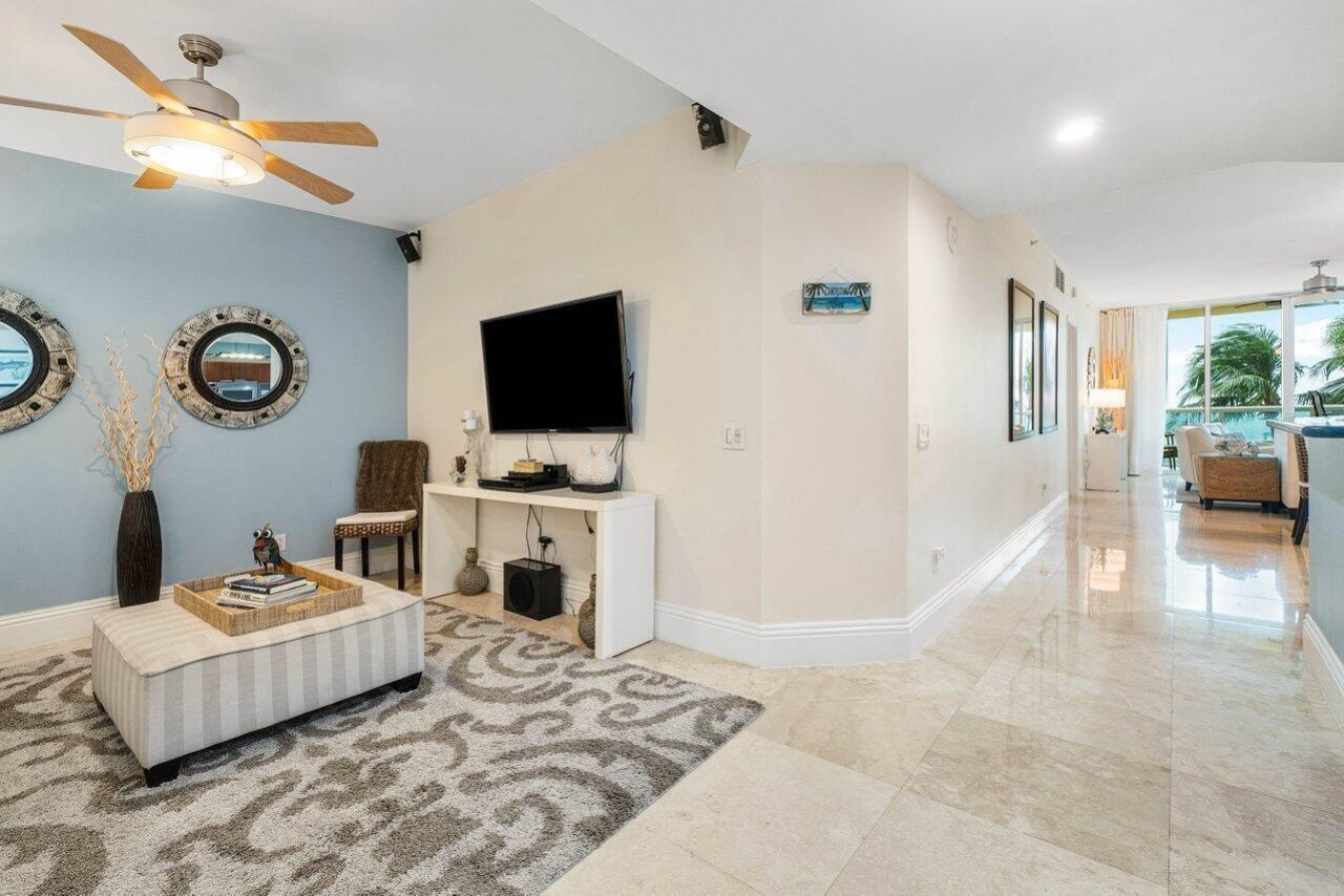 2650 Lake Shore Drive, Unit 206, Riviera Beach, FL 33404 Photo