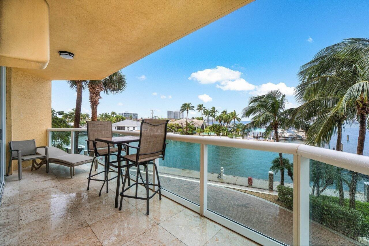 2650 Lake Shore Drive, Unit 206, Riviera Beach, FL 33404 Photo