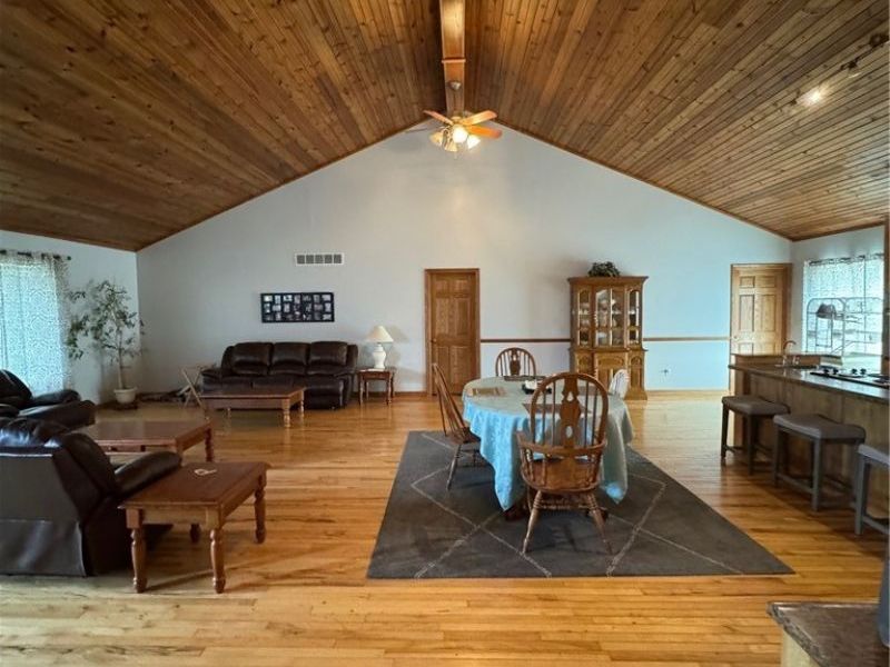 7833 Butcher Knife Road , Roseville, OH 43777 Photo 2