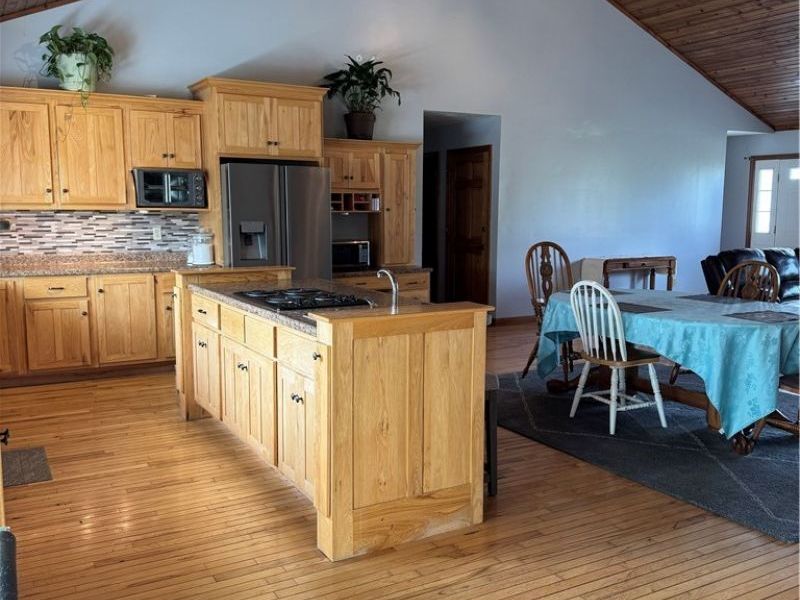 7833 Butcher Knife Road , Roseville, OH 43777 Photo 3