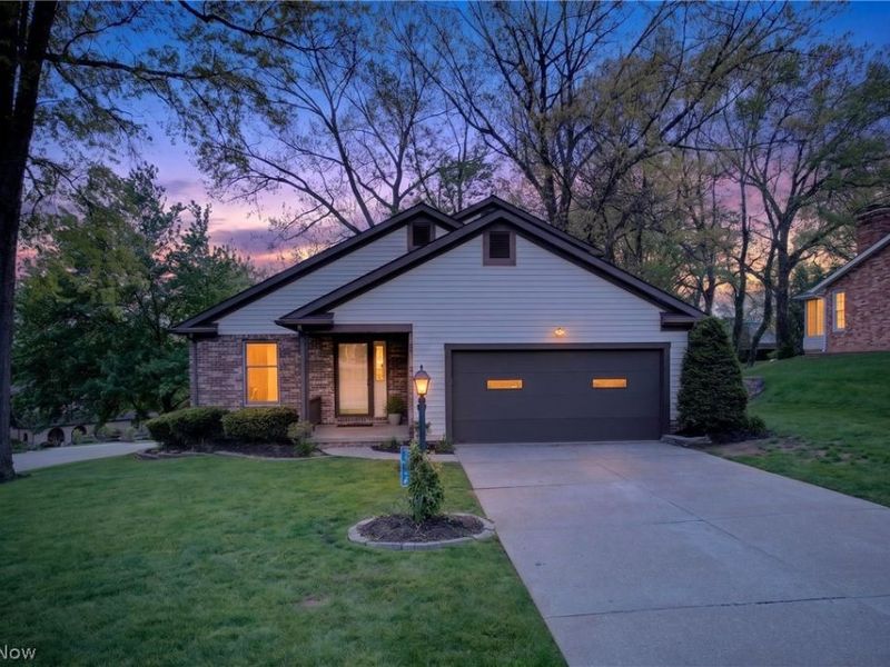 5346 Burlawn Street NW, Canton, OH 44708 Photo 2