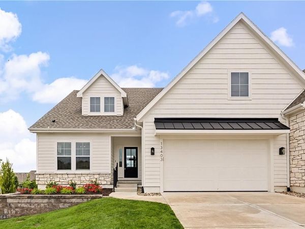 13403 W 174th Terrace, Overland Park, KS 66221