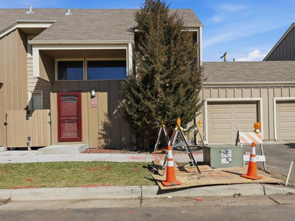 323 E 43rd Street, Minneapolis, MN 55409