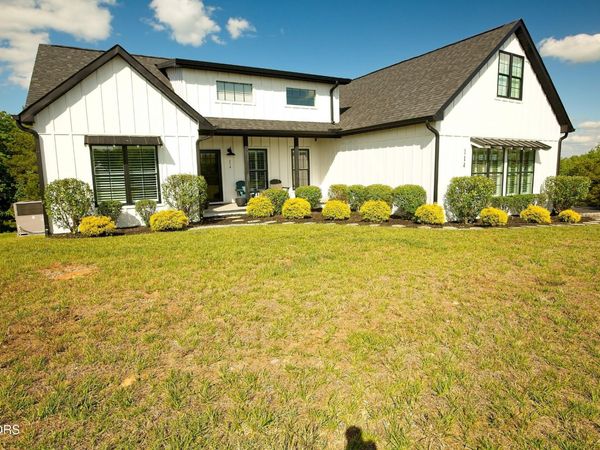 114 Canter Hill Lane , Jamestown, TN 38556