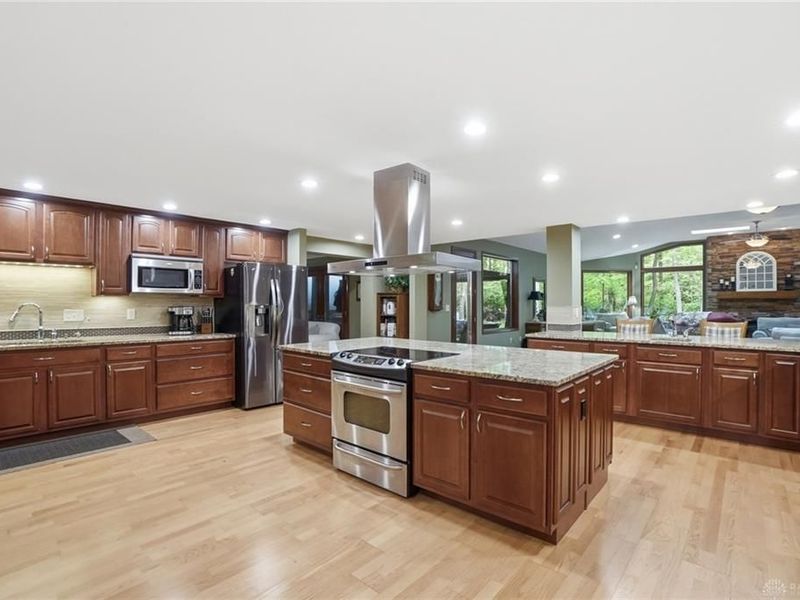 2780 E Spring Valley Pike, Washington Township, OH 45458 Photo 17