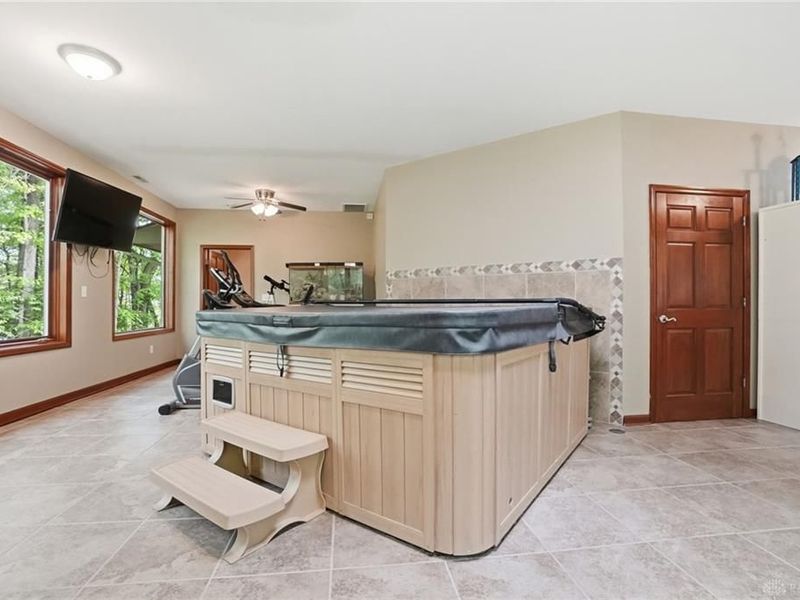 2780 E Spring Valley Pike, Washington Township, OH 45458 Photo 70