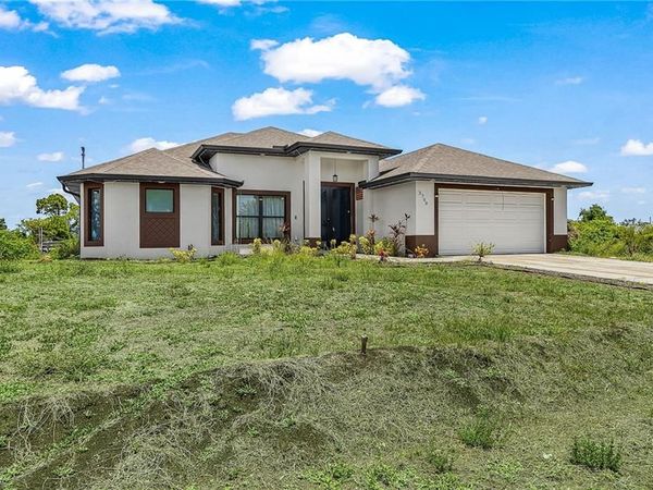 3700 14th ST SW, LEHIGH ACRES, FL 33976