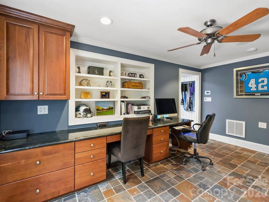 Property Image 36