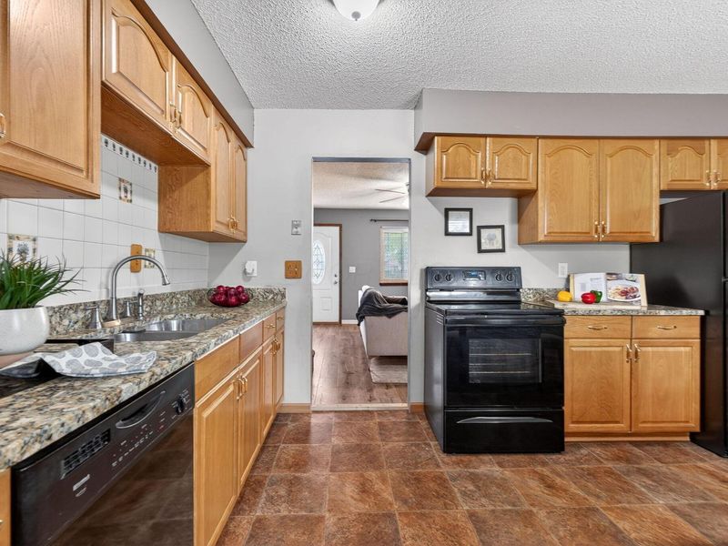 3554 Hines Road, Columbus, OH 43230 Photo 10