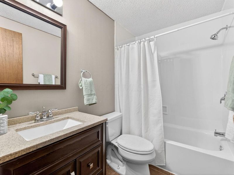 3554 Hines Road, Columbus, OH 43230 Photo 13