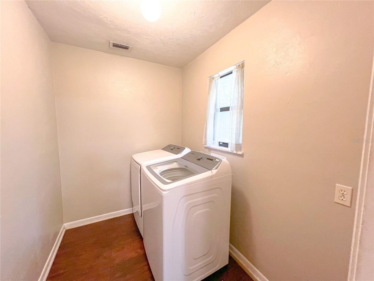 720 SW 77th Terrace , Gainesville, FL 32607 Photo