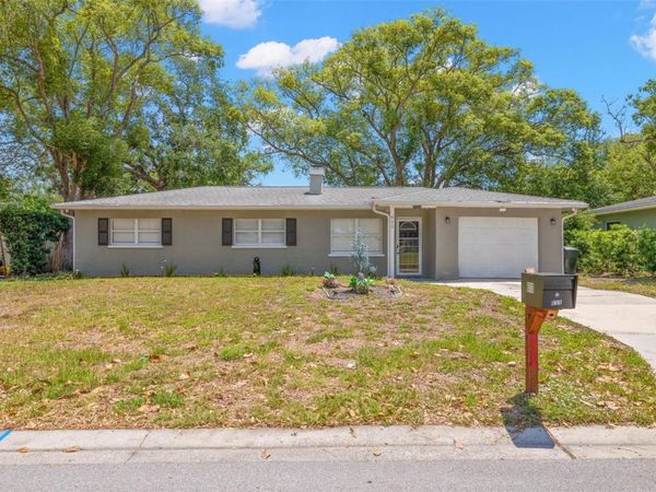 611 PINEWOOD DRIVE , DUNEDIN, FL 34698