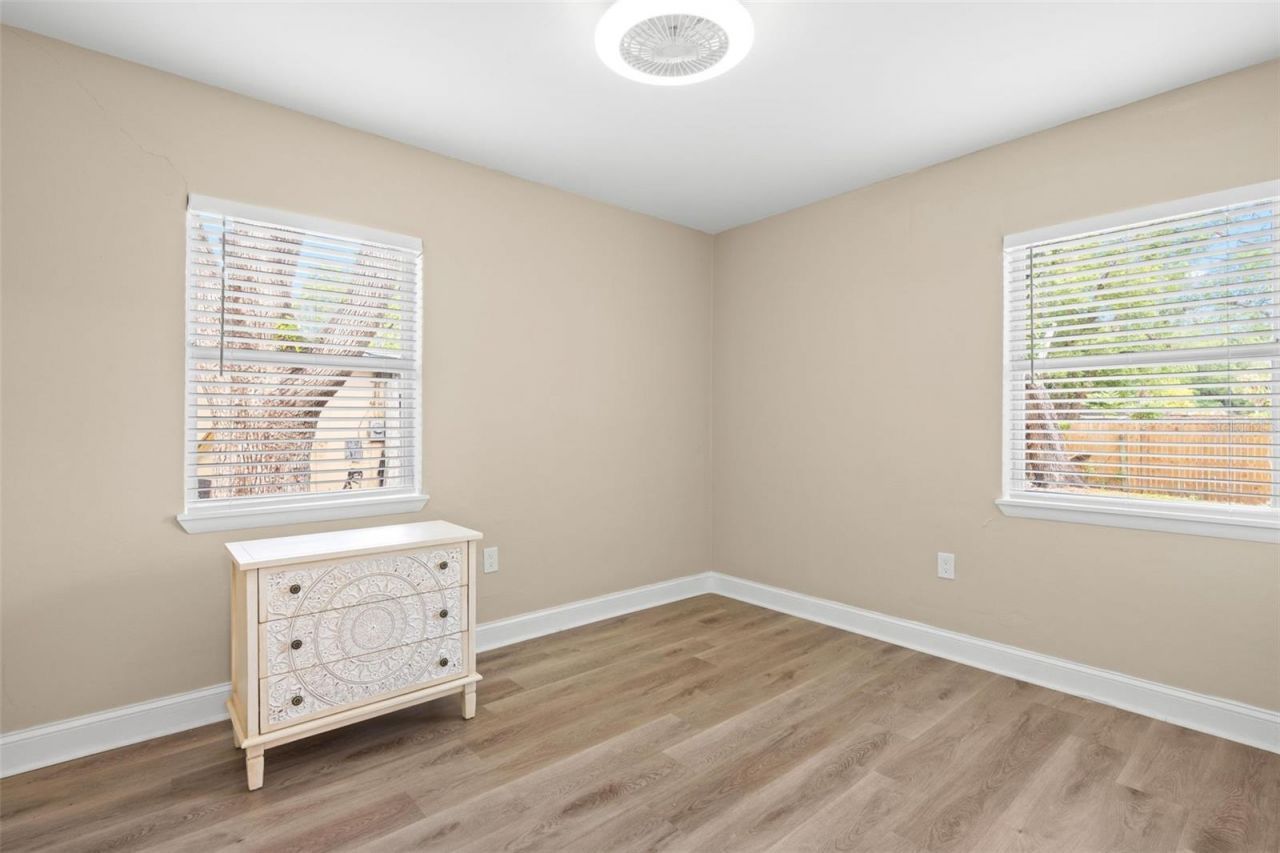 611 Pinewood Drive , Dunedin, FL 34698 Photo