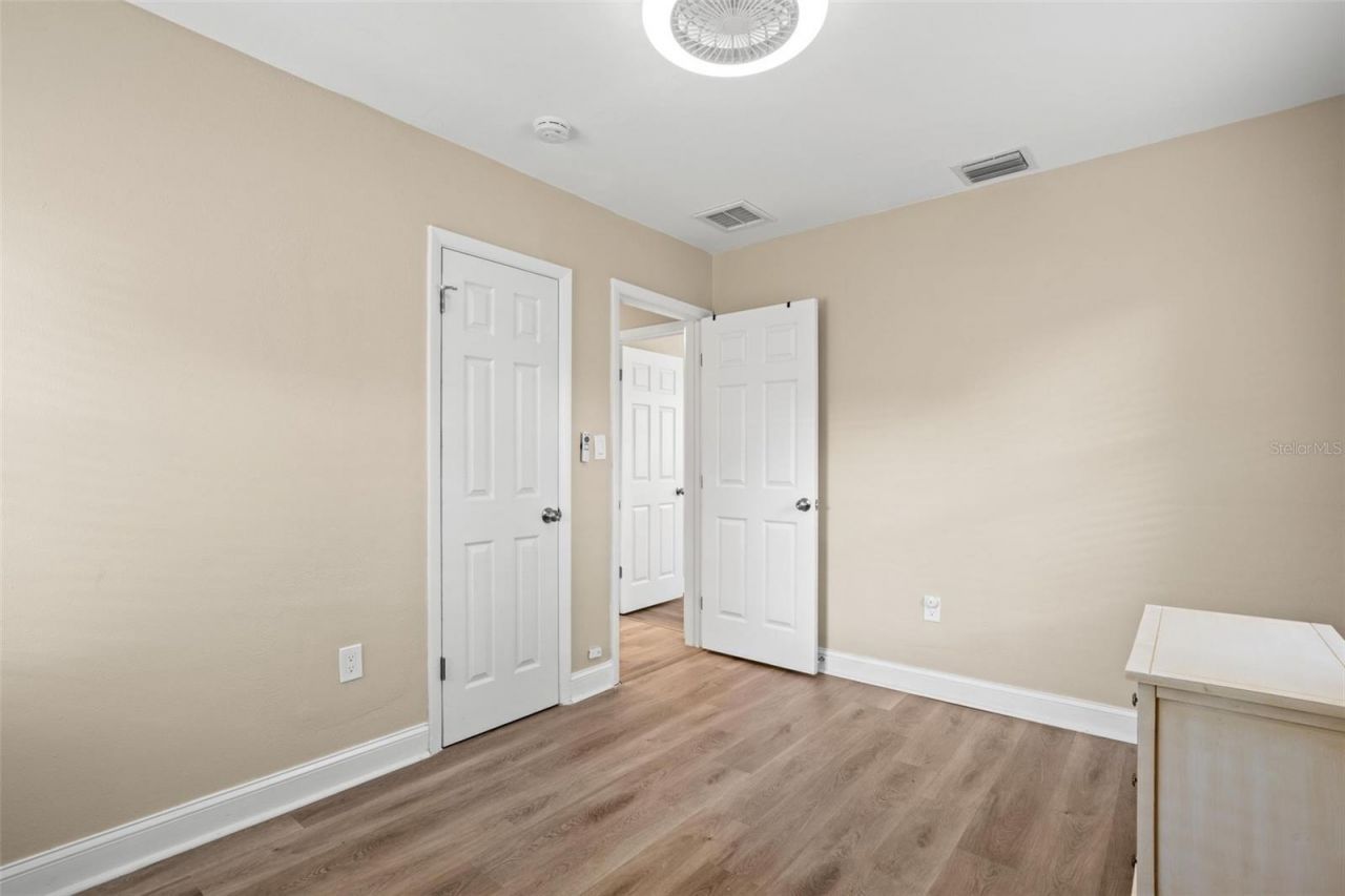 611 Pinewood Drive , Dunedin, FL 34698 Photo