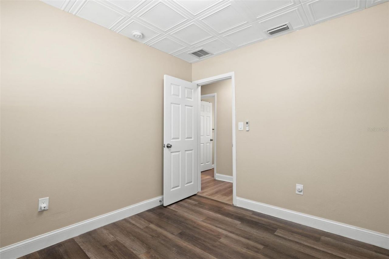 611 Pinewood Drive , Dunedin, FL 34698 Photo
