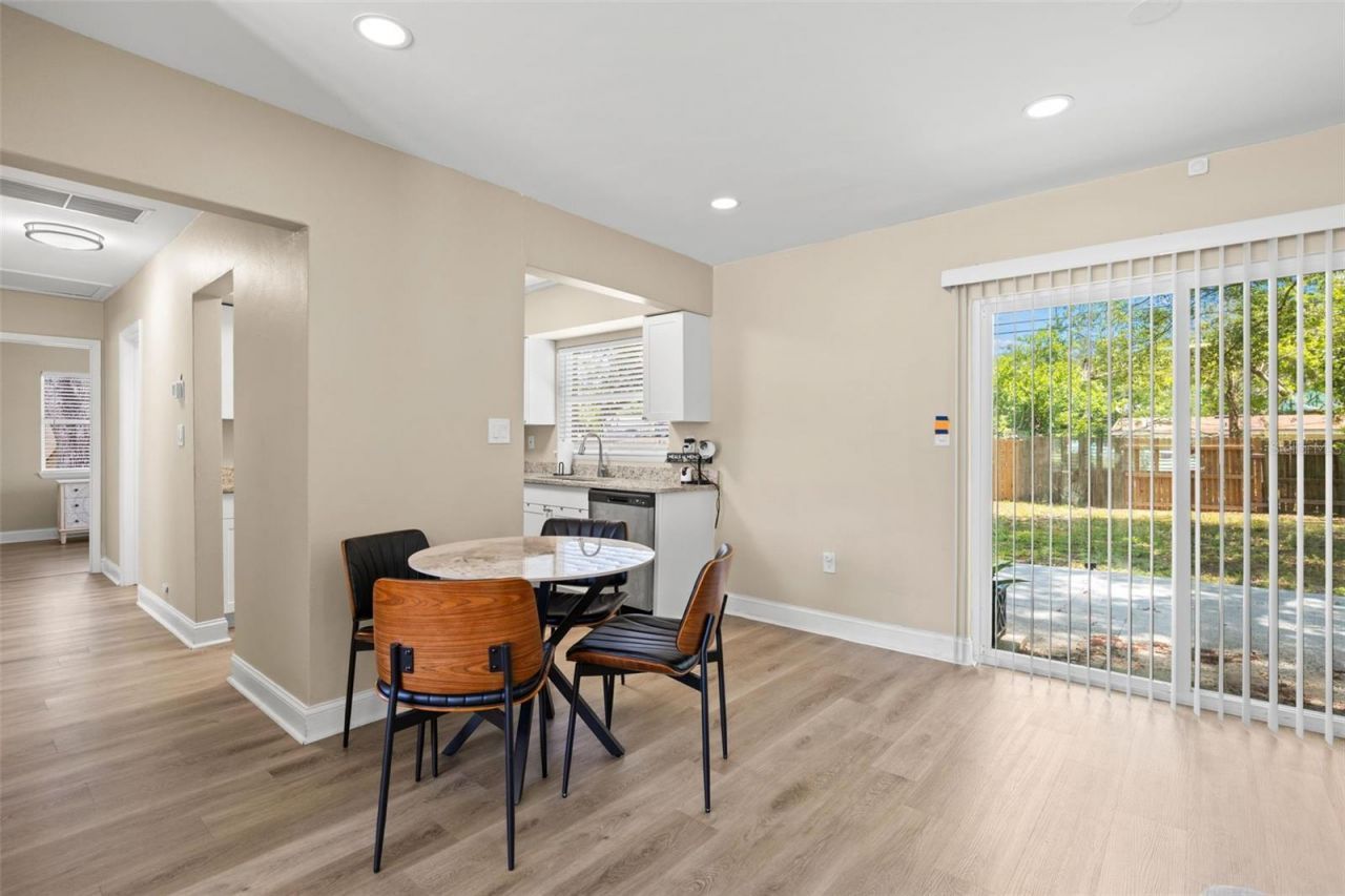 611 Pinewood Drive , Dunedin, FL 34698 Photo