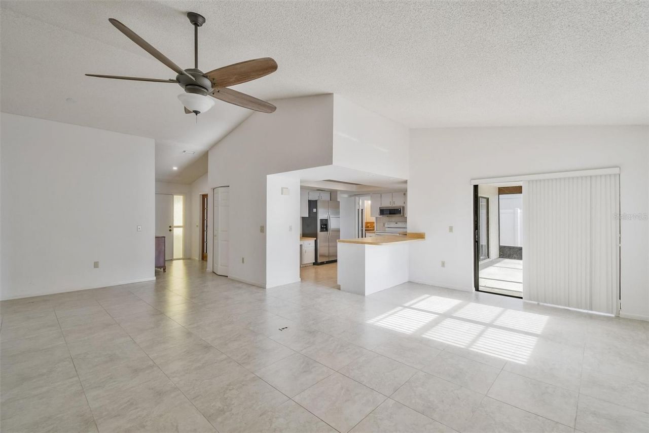 4422 Tall Oak Lane, New Port Richey, FL 34653 Photo