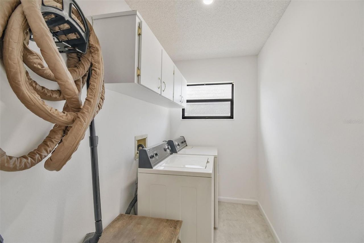 4422 Tall Oak Lane, New Port Richey, FL 34653 Photo