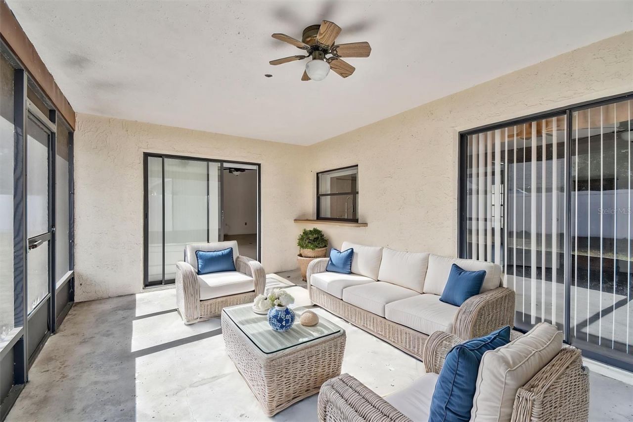 4422 Tall Oak Lane, New Port Richey, FL 34653 Photo