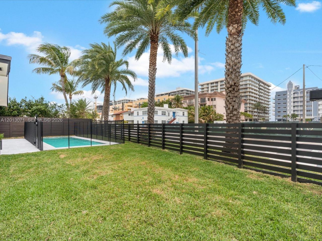 301 88th St , Surfside, FL 33154 Photo