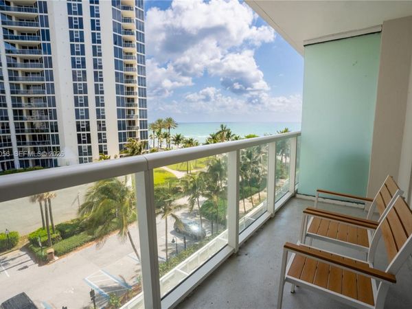 19201 Collins Ave , Unit 425, Sunny Isles Beach, FL 33160