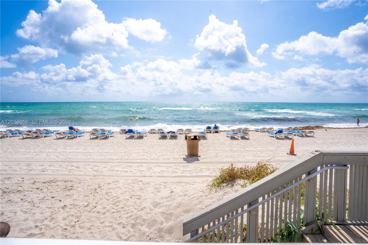 19201 Collins Ave , Unit 425, Sunny Isles Beach, FL 33160 Photo