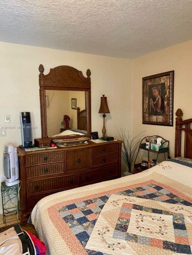 15610 NE 6th Ave , Unit 32D, Miami, FL 33162 Photo