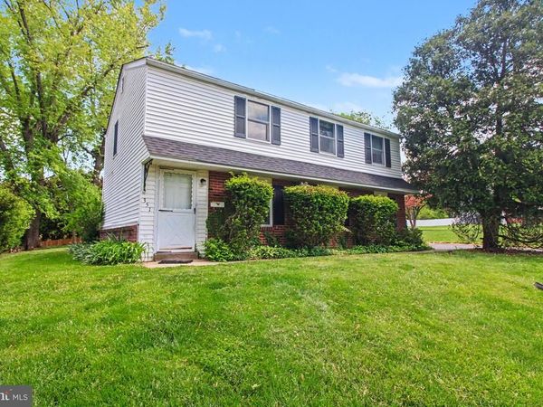351 GOLF VIEW ROAD , LAFAYETTE HILL, PA 19444