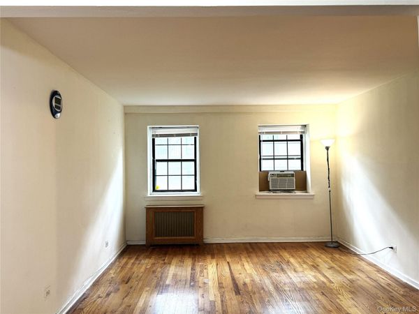 144-22 78th Avenue , Unit 1M, Kew Garden Hills, NY 11367