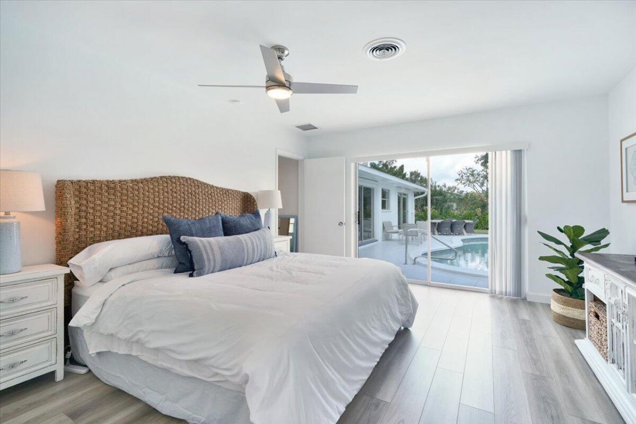 76 W Fairview W W, Tequesta, FL 33469 Photo