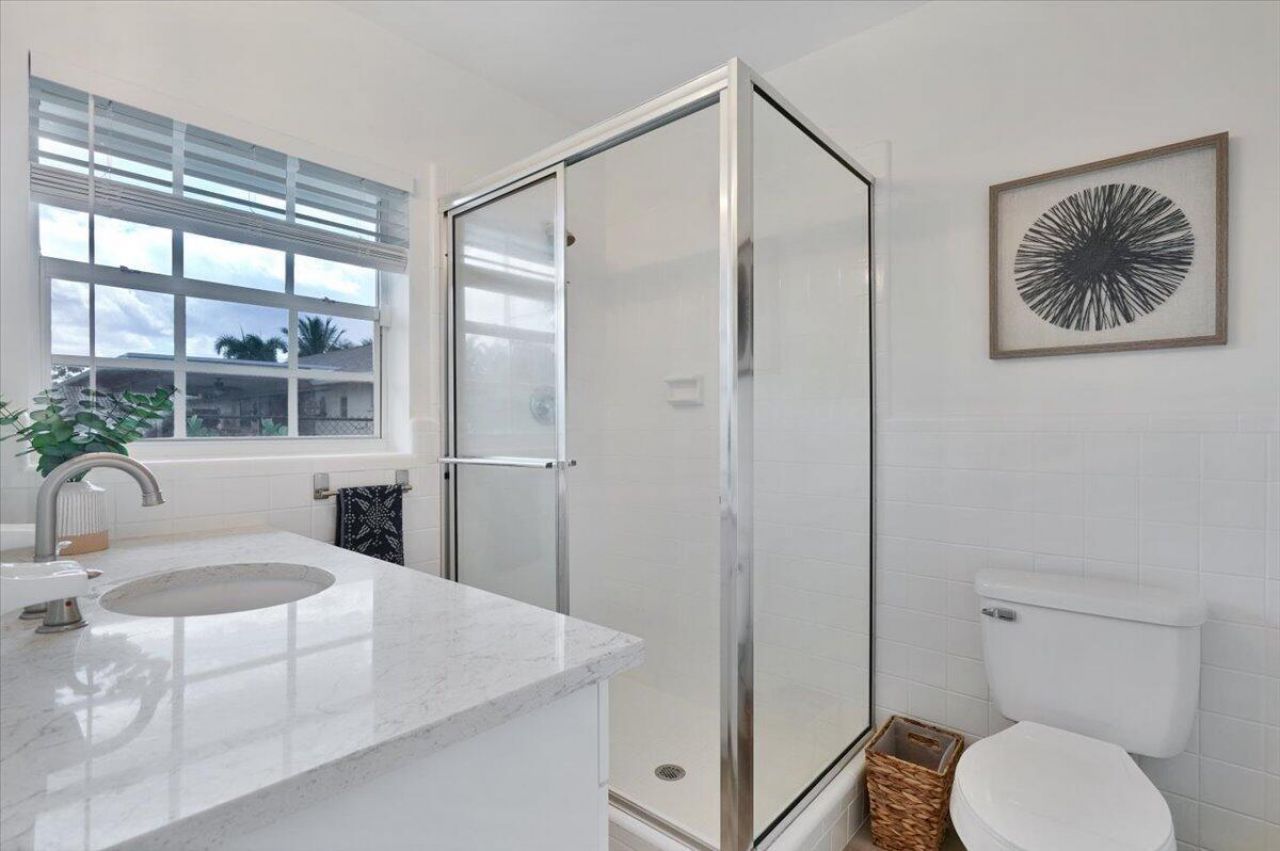 76 W Fairview W W, Tequesta, FL 33469 Photo