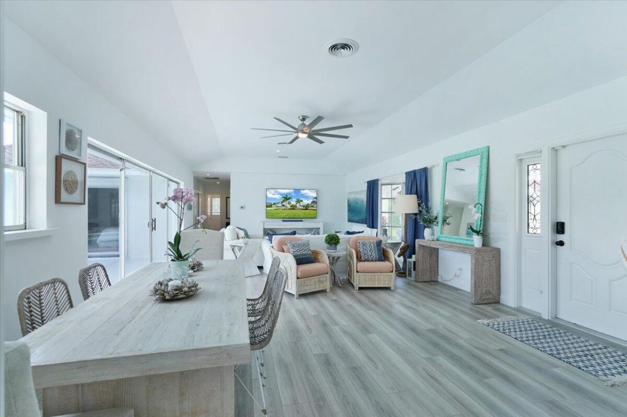 76 W Fairview W W, Tequesta, FL 33469 Photo