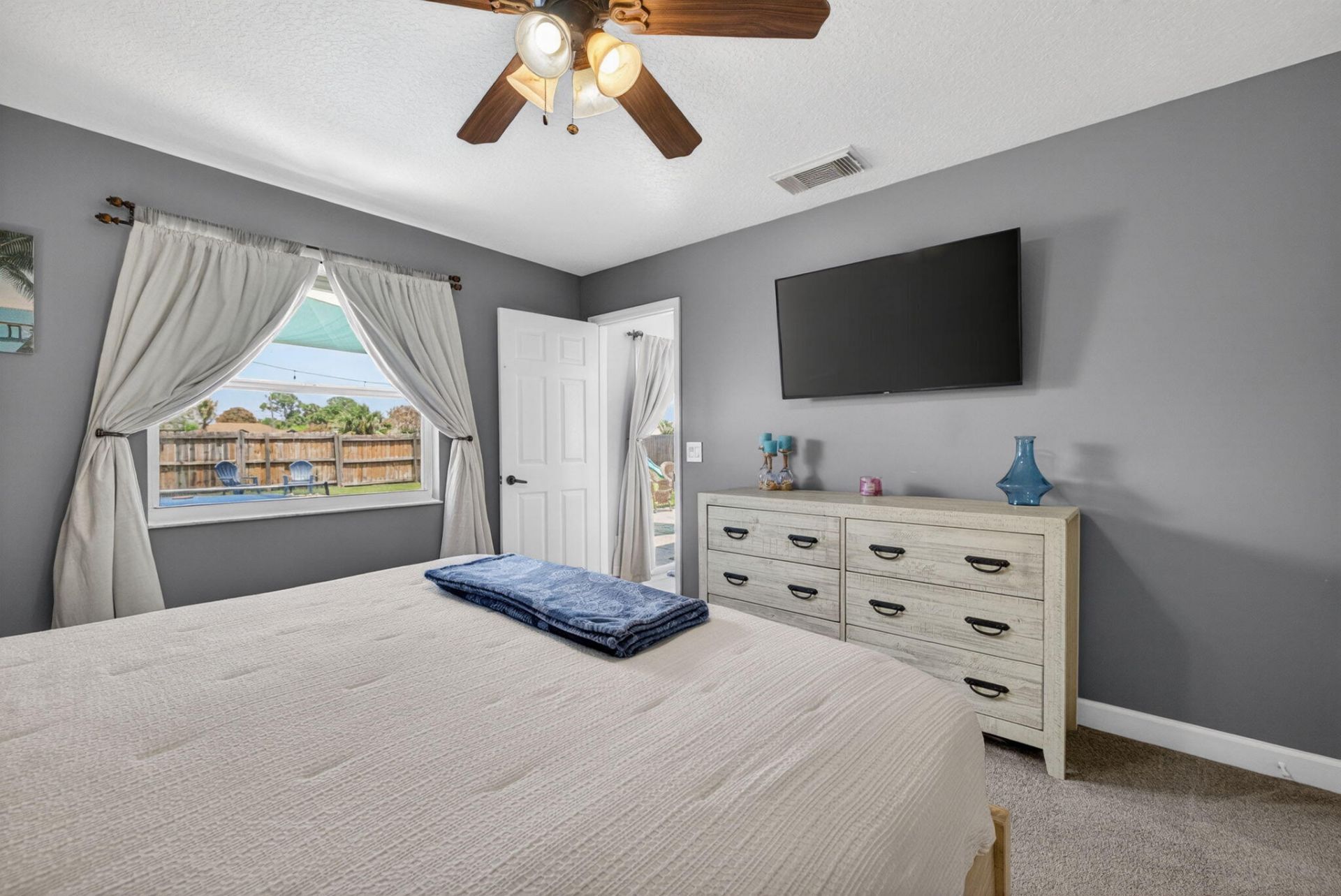 1031 SW Idol Avenue, Port Saint Lucie, FL 34953 Photo