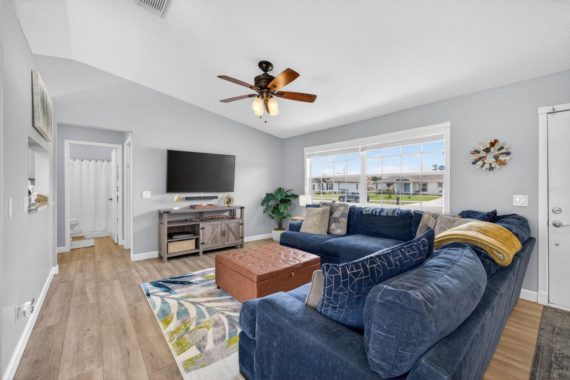 1031 SW Idol Avenue, Port Saint Lucie, FL 34953 Photo