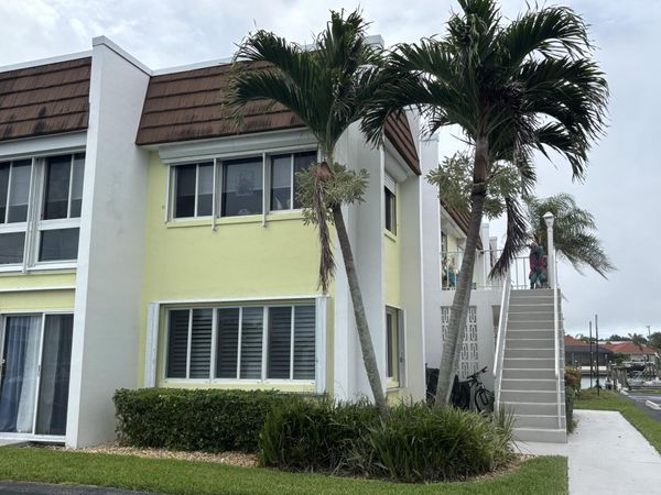 1309 Bayshore Drive, Unit 104, Fort Pierce, FL 34949