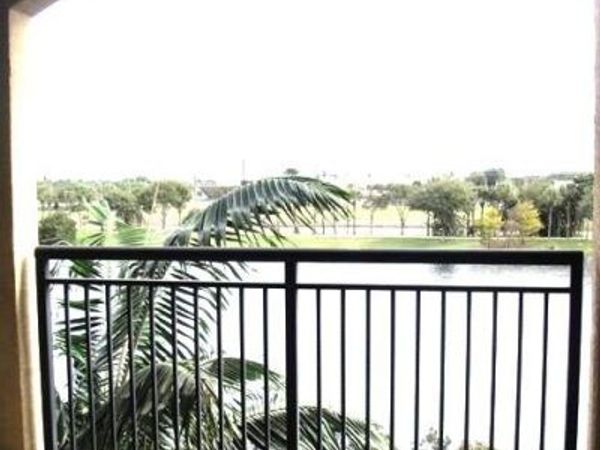 1660 Renaissance Commons Boulevard, Unit 2312, Boynton Beach, FL 33426