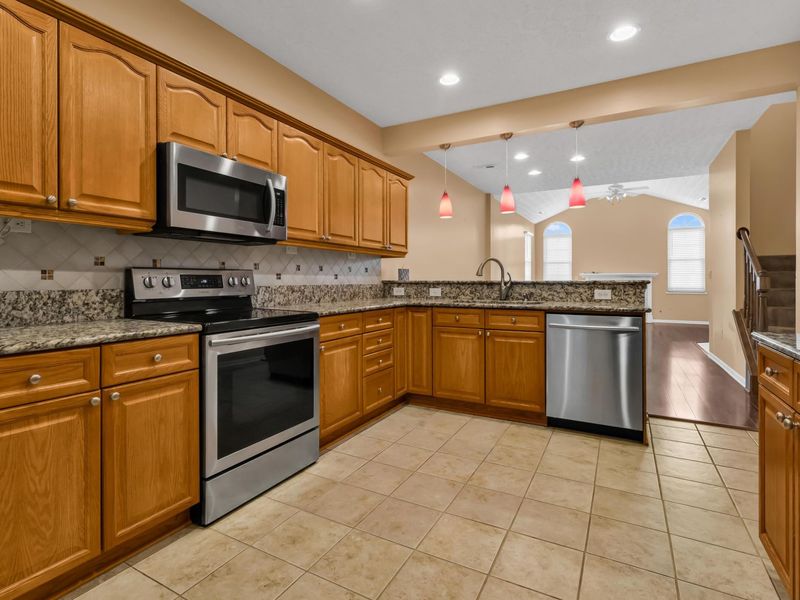 4229 Waterside Place , Grove City, OH 43123 Photo 16