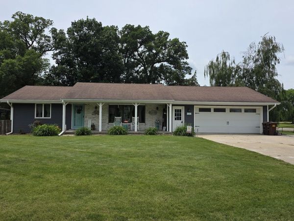 304 Tree Lane, Prophetstown, IL 61277